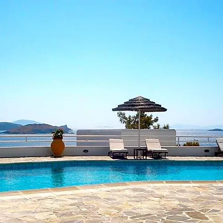 Patmos Paradise 3*