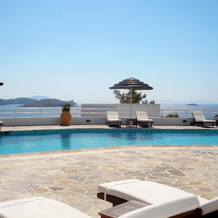 Hotell Patmos Paradise 3*